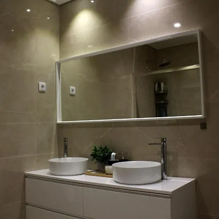 Casa De Lamacaes Semesterbostad *